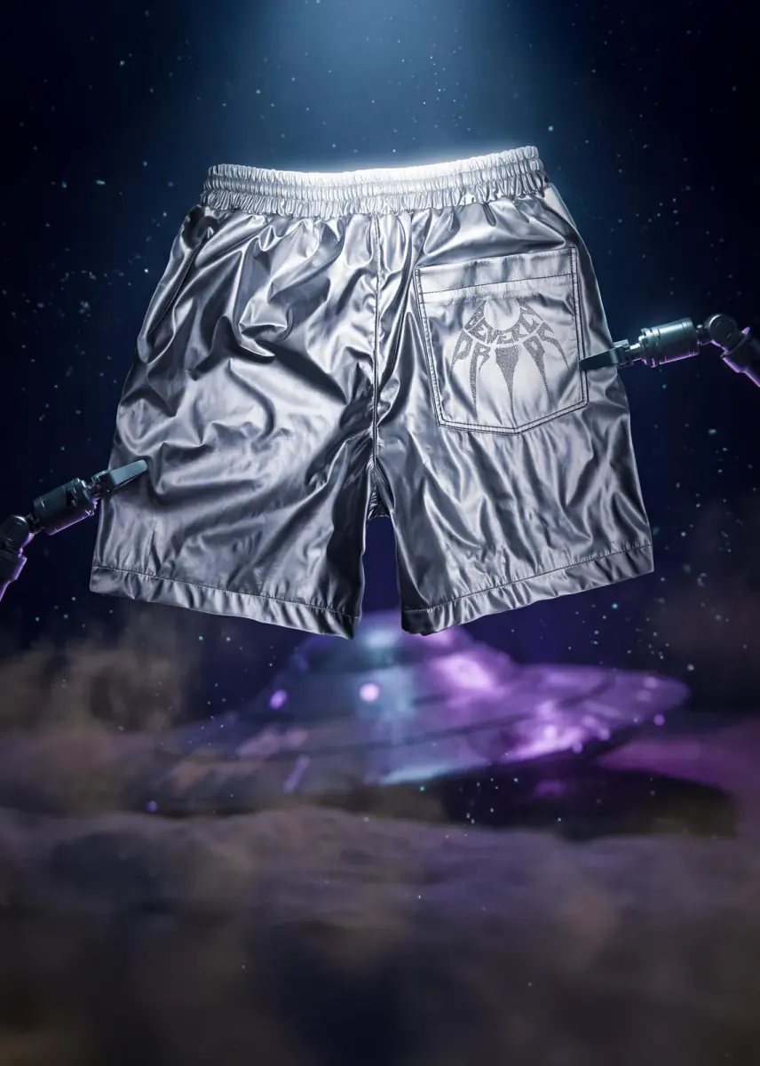 SILVER SCREAM SHORTS